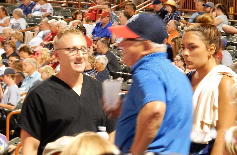 CHATTIN' 3 (And the socializing continues.)